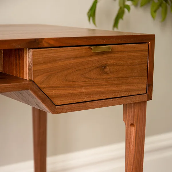 untold american hardwoods furniture